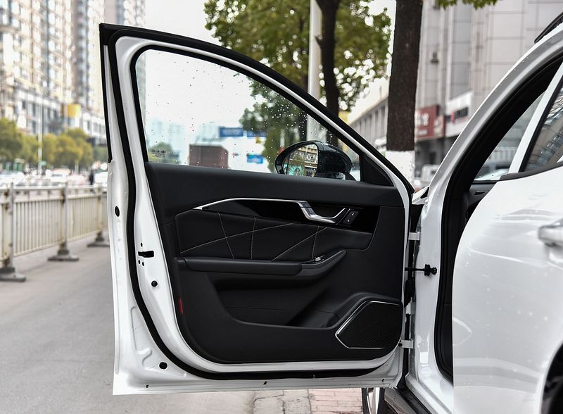 Автосалон faw в екатеринбурге Автосалон faw в екатеринбурге