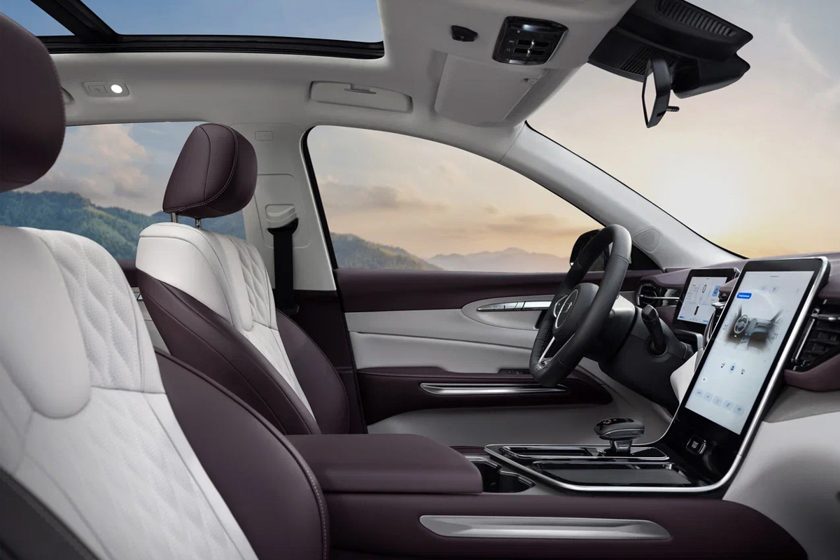 Интерьер FAW Bestune T90 Интерьер FAW Bestune T90